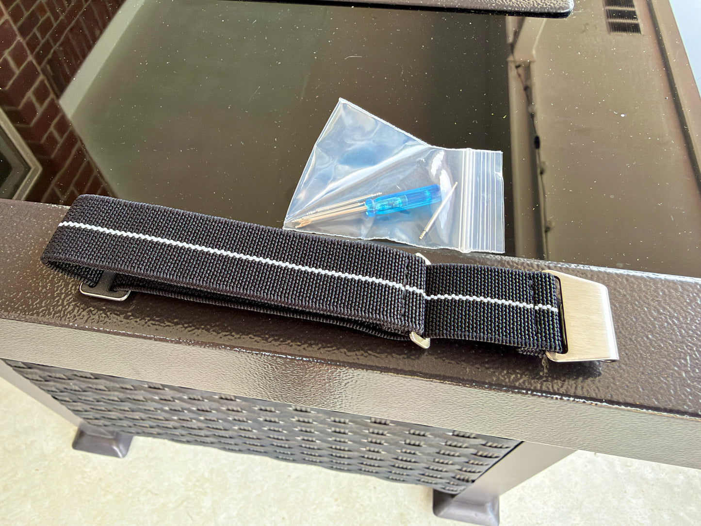 Marine Flex Elastic Watch Strap | Black with White Stripe | Premium 22mm NATO Style