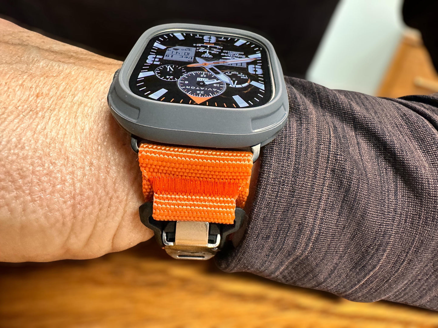 Apple Watch faces Clockology Premium Apple Watch faces for smartwatch Top-rated watch face designs analog watch face diver