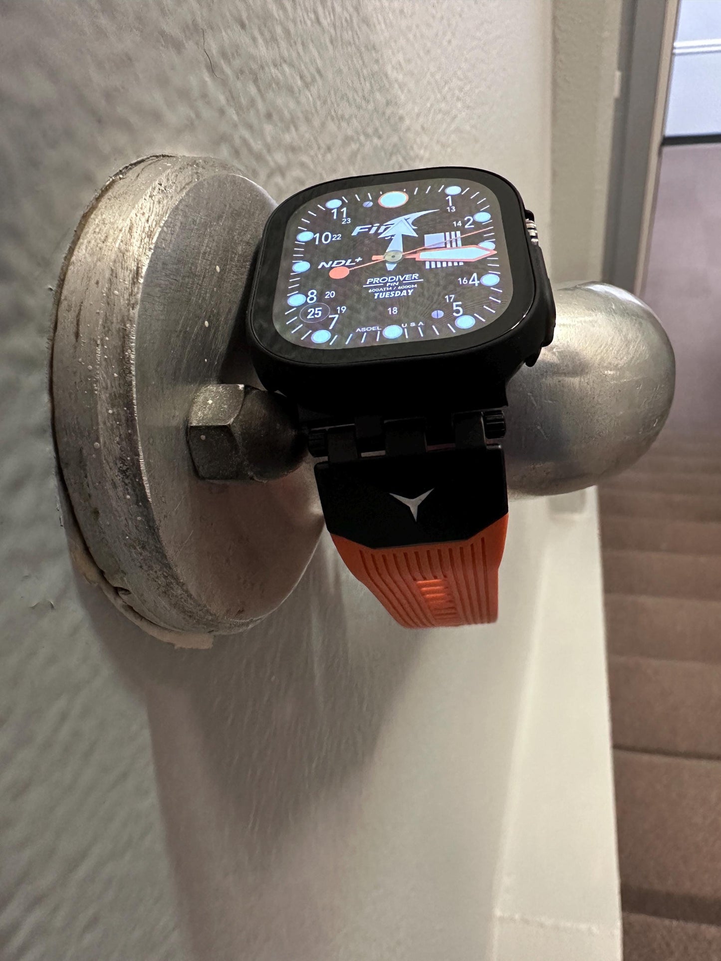 Fin Dive Watch Face for Apple Watch (Clockology App)
