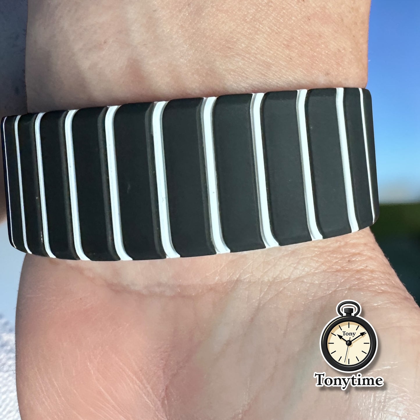 Shadow Divide Apple Watch Ultra Modification Kit – Magnetic Band + Rugged Case 49mm
