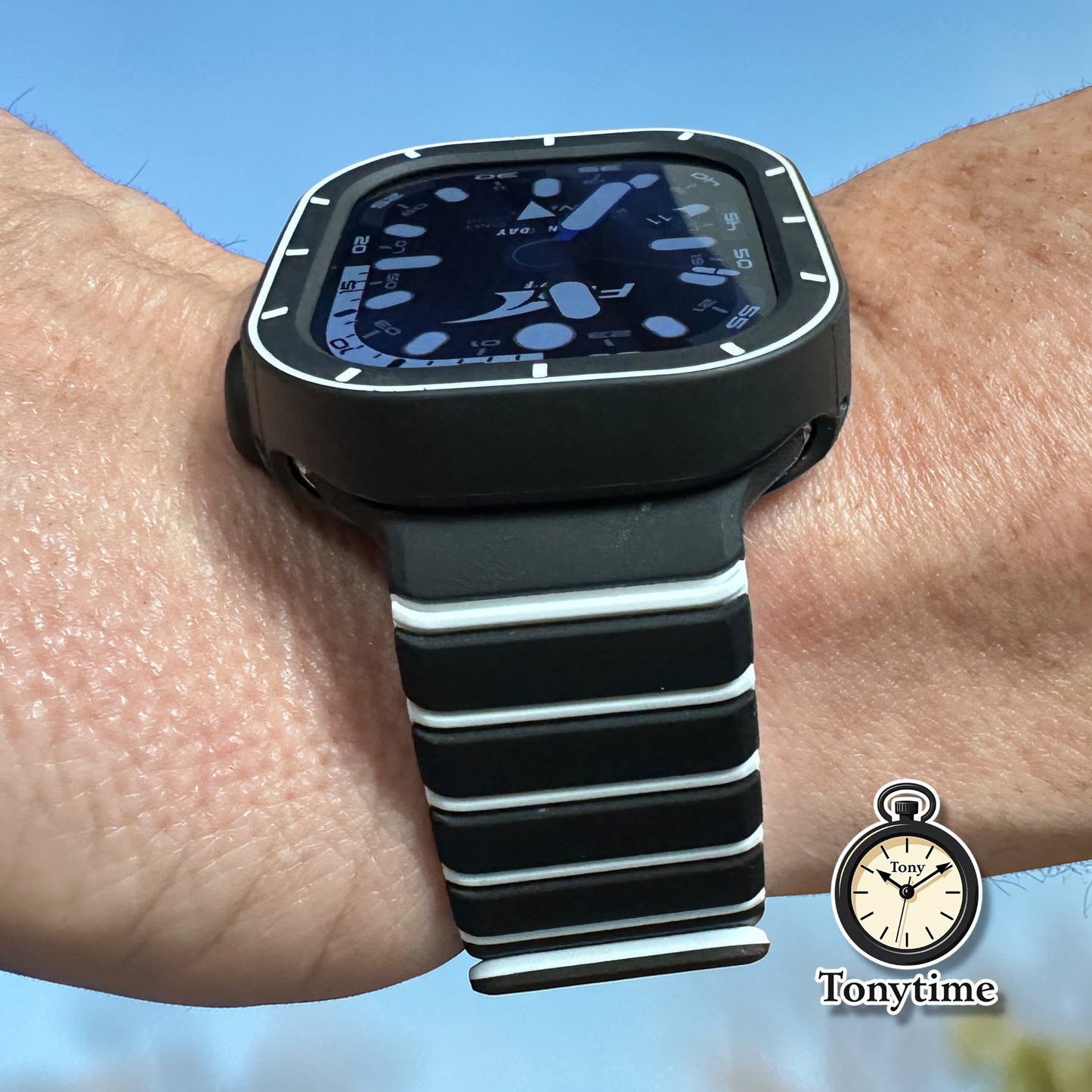 Shadow Divide Apple Watch Ultra Modification Kit – Magnetic Band + Rugged Case 49mm