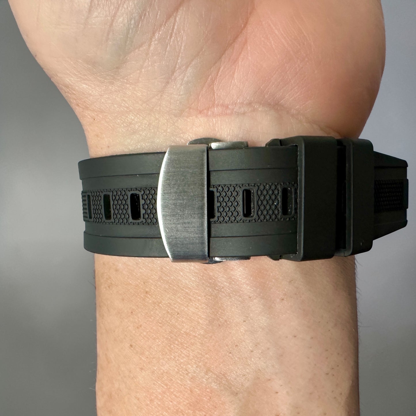Titanium Sentinel Ultra Elite Modification Kit – Built for the Apple Watch Ultra with Butterfly Clasp