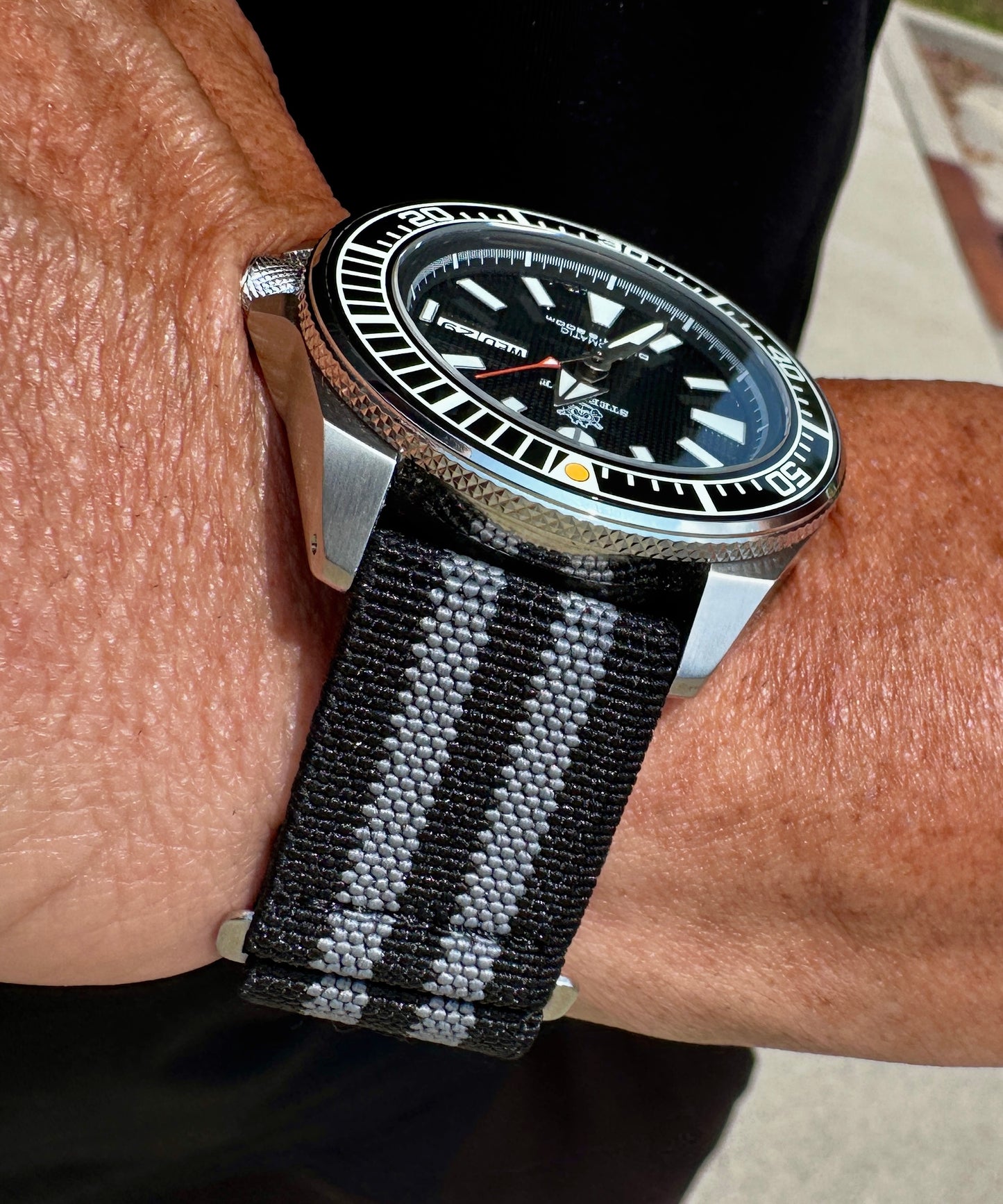 Marine Flex Elastic Watch Strap | Black w/ Gray Stripes | Premium 22mm NATO Style