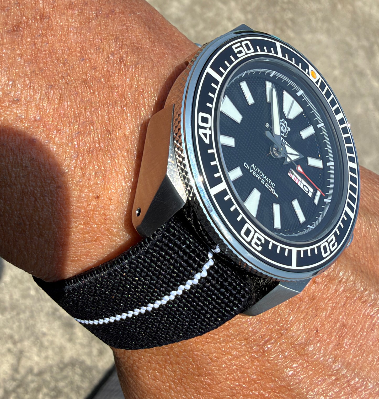 Marine Flex Elastic Watch Strap | Black with White Stripe | Premium 22mm NATO Style