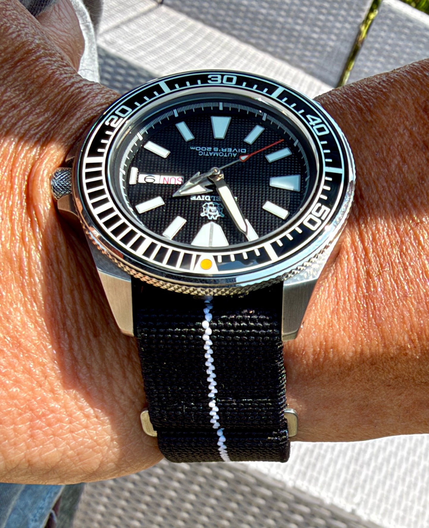 Marine Flex Elastic Watch Strap | Black with White Stripe | Premium 22mm NATO Style