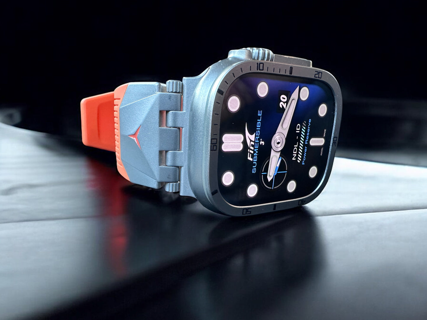 Fin® NDL ID – Dive Inspired Apple Watch Face (Clockology)