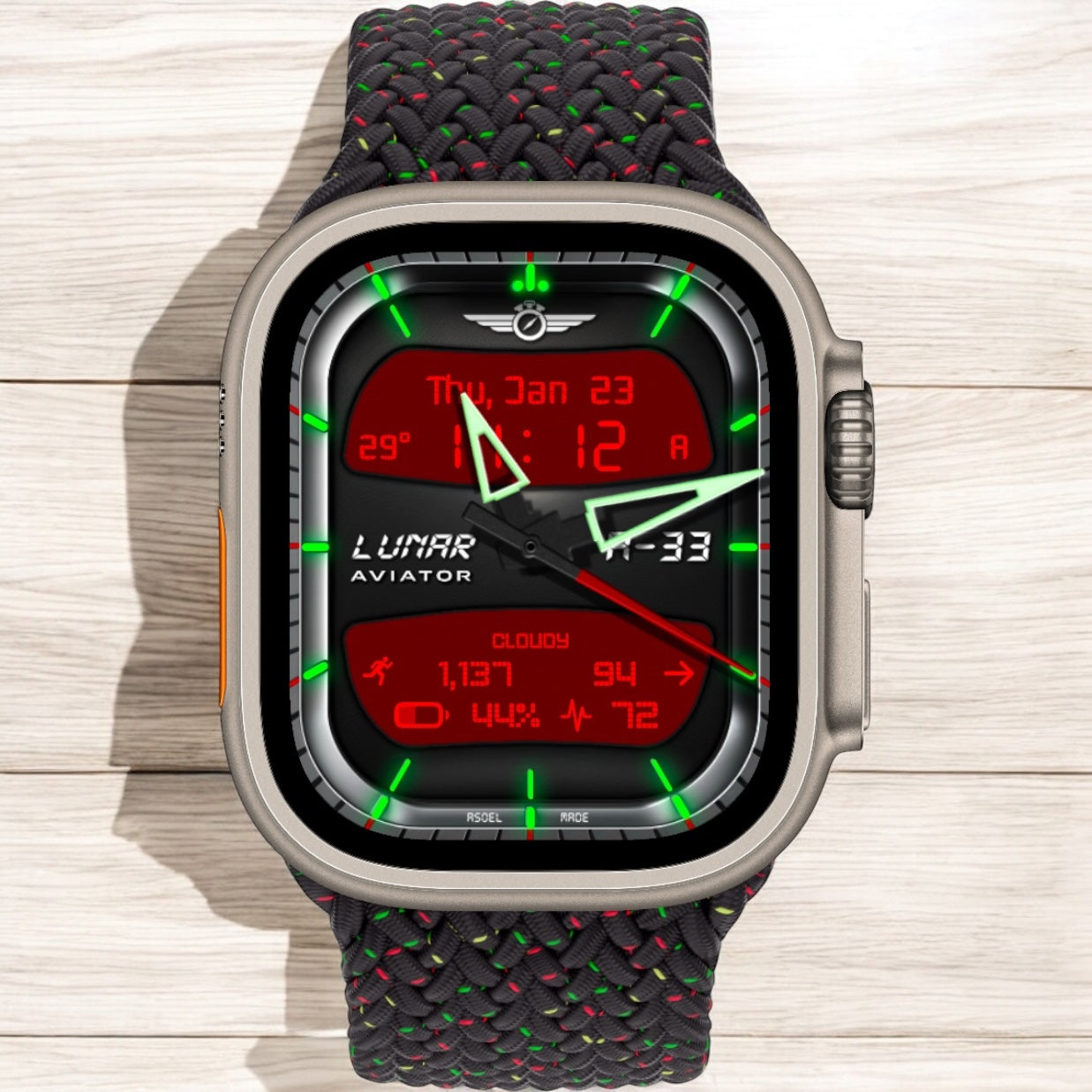 AviatorCo® A33 Hybrid – Aviation Instrument Apple Watch Face (Clockology)