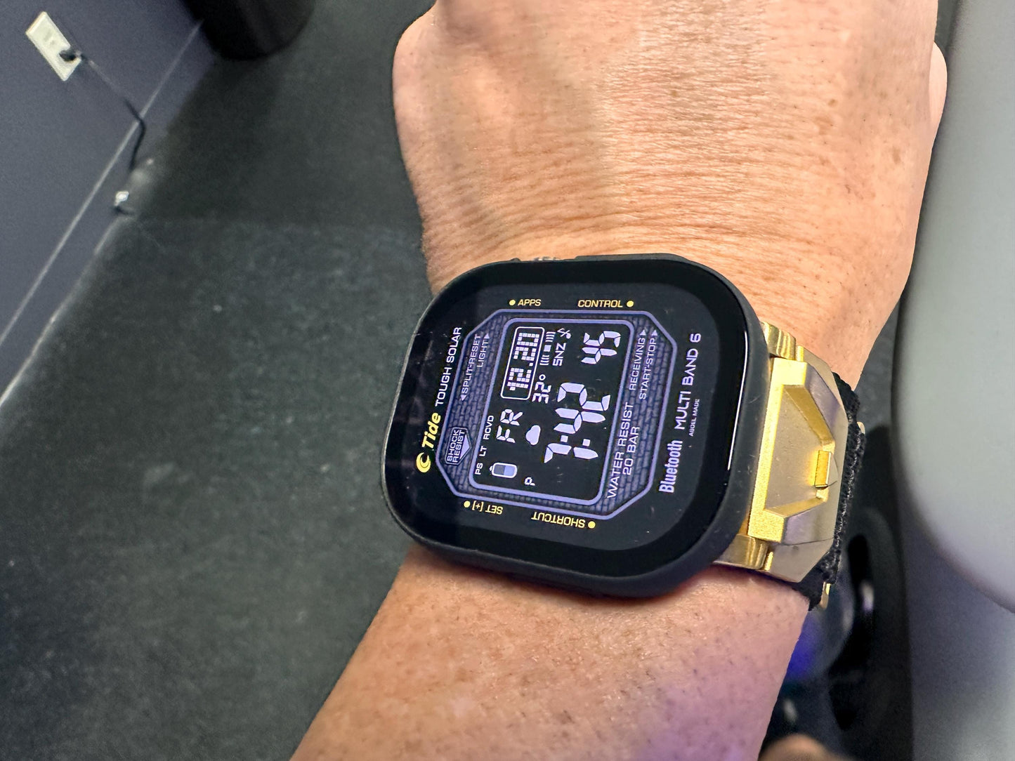 Tide Tough Solar Apple Watch face for Clockology downlaod