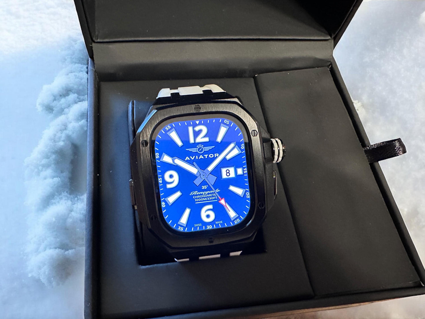 AviatorCo Renegade Apple Watch Face: Smartwatch Clockology Design