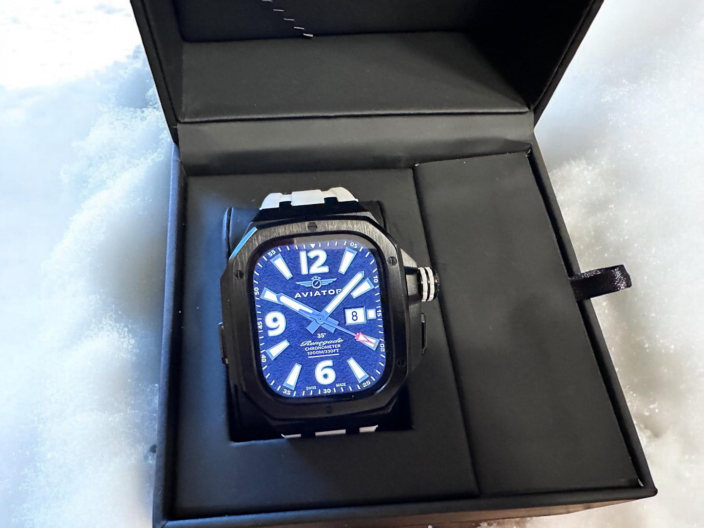 AviatorCo Renegade Apple Watch Face: Smartwatch Clockology Design