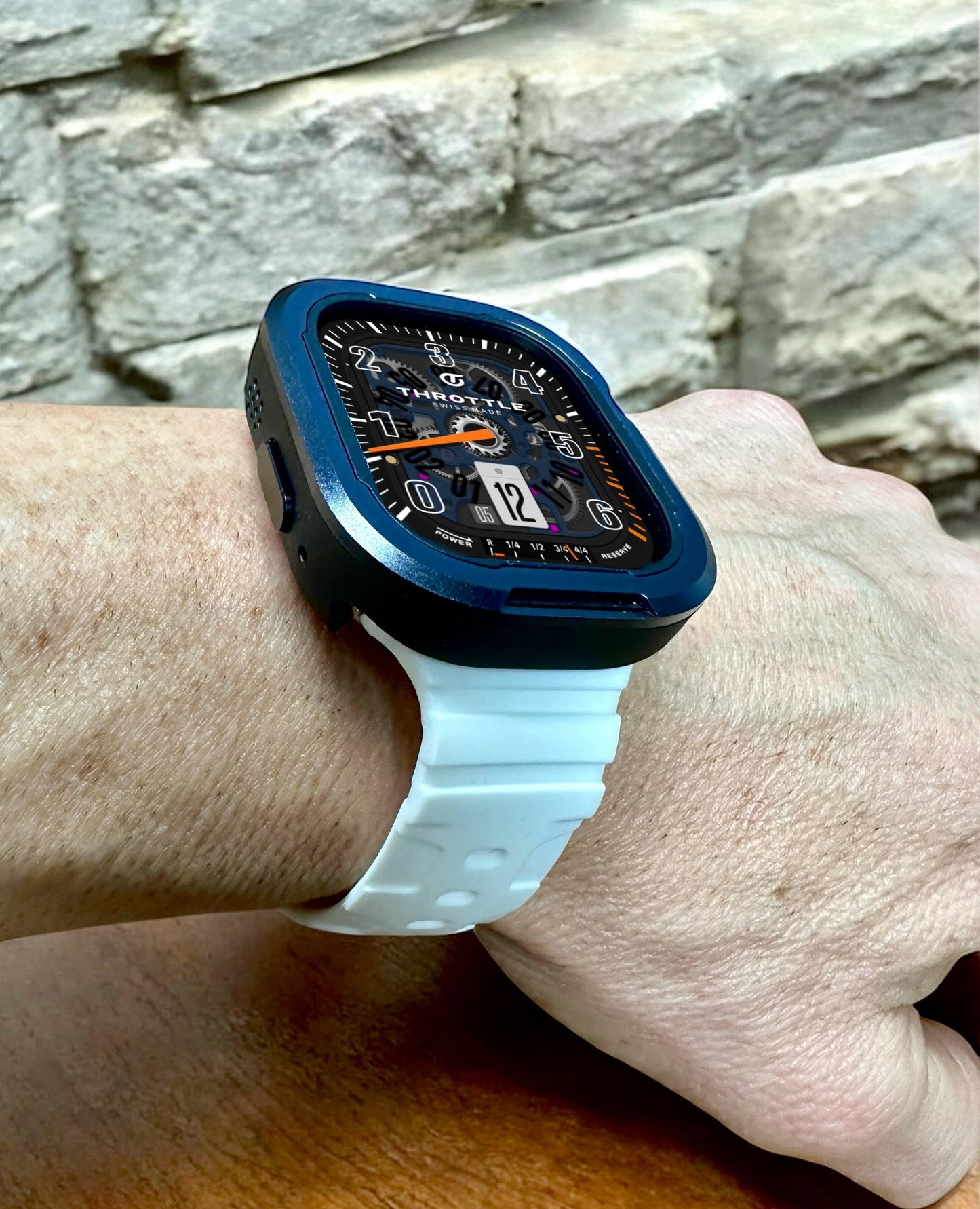 Apple Watch faces Clockology  Premium Apple Watch faces for smartwatch Top-rated watch face designs Throttle Racing Watch