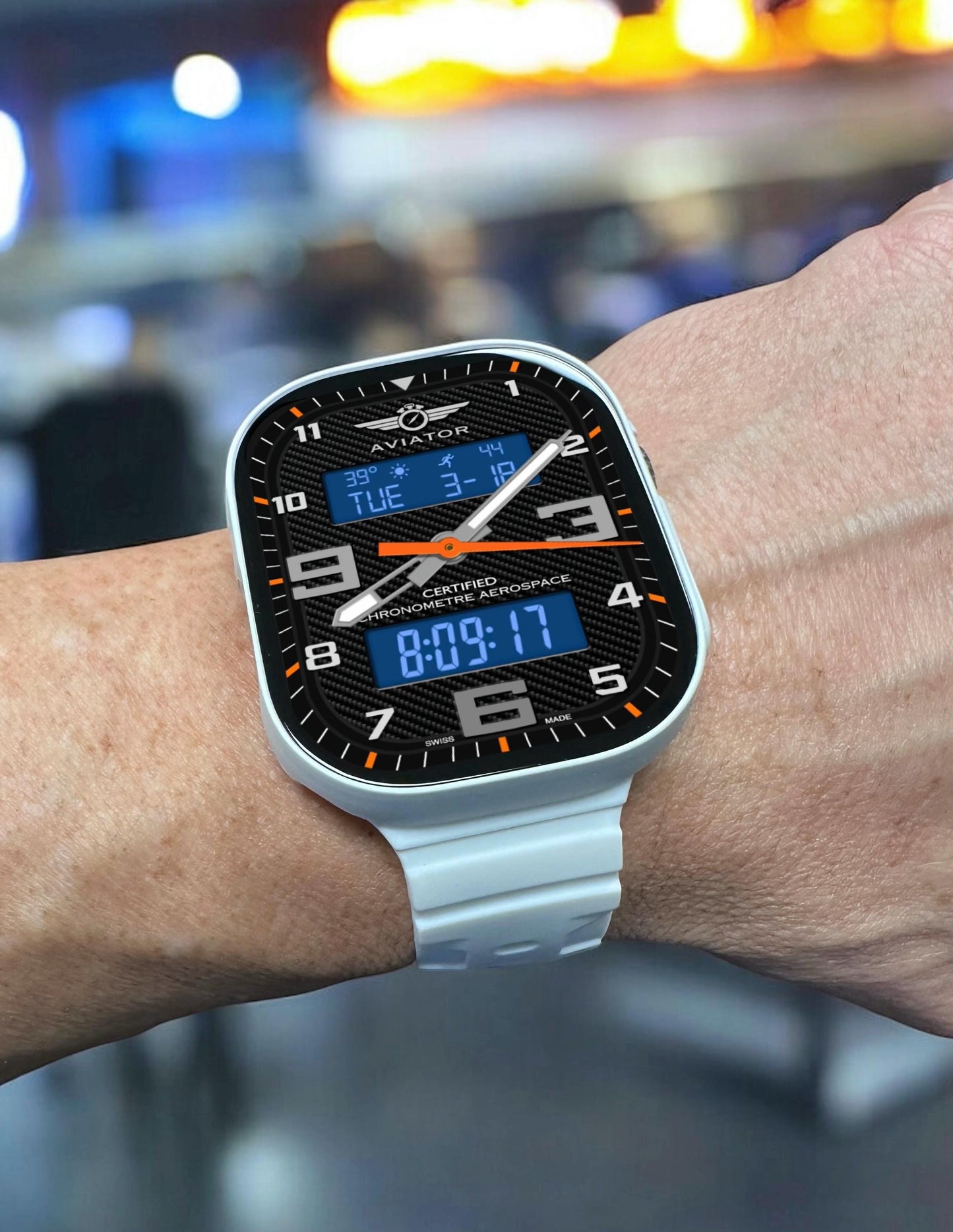 AviatorCo Aerospace Apple Watch Face, Digital/Analog (Clockology App)