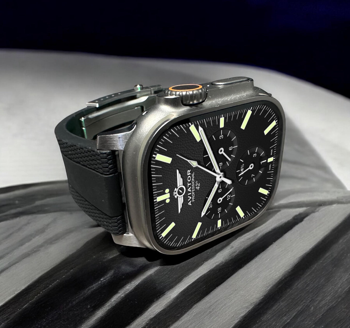 AviatorCo Flight Apple Watch Face (Clockology)