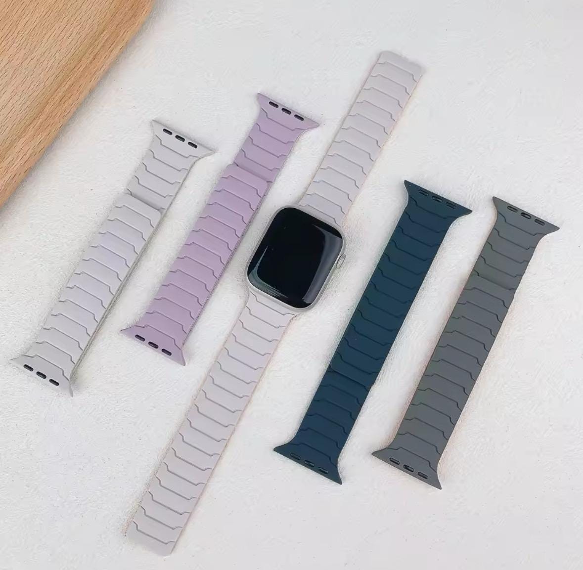 Silicone Magnetic Sport Band for Apple Watch: 42-49mm