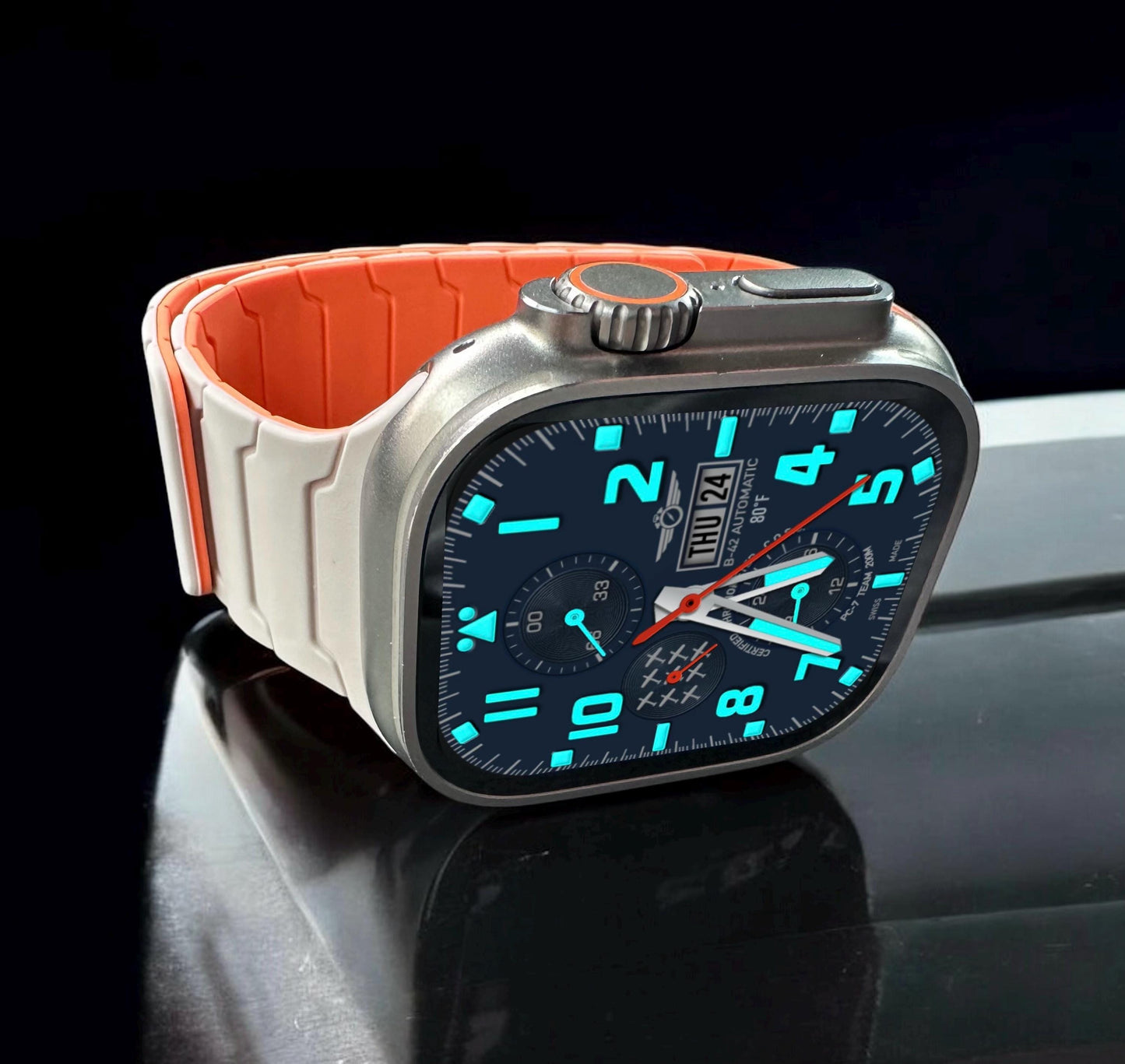 AviatorCo B42 Apple Watch Face | Analog Style (Clockology App)