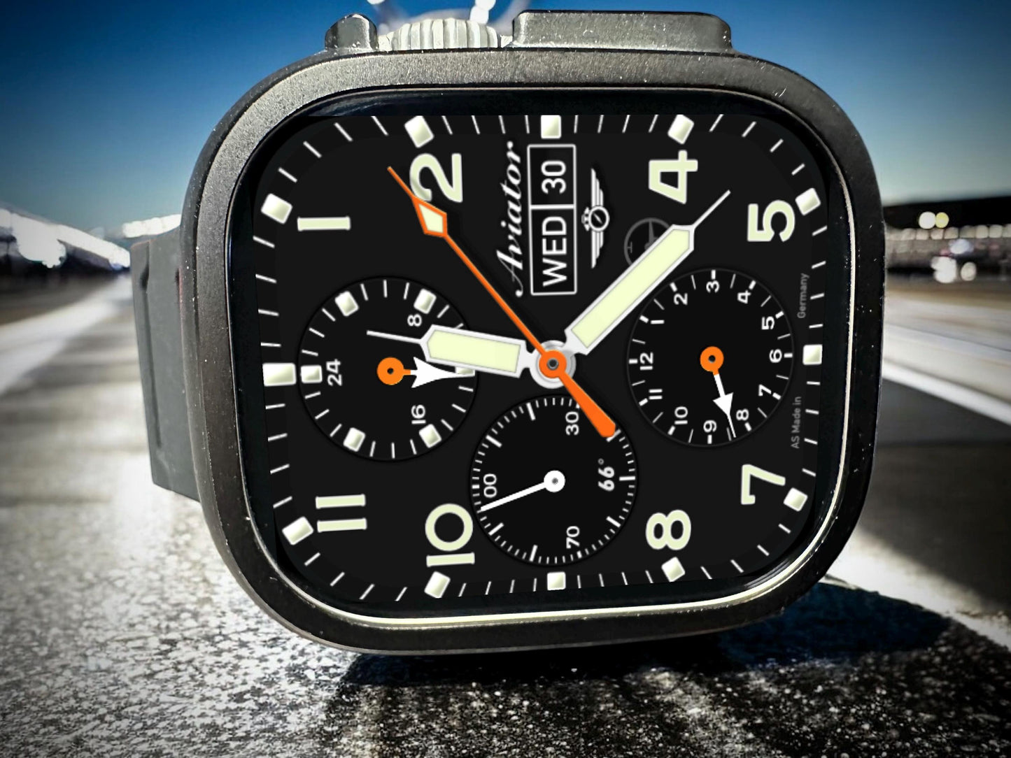 AviatorCo TacChrono Apple Watch Face for Clockology App