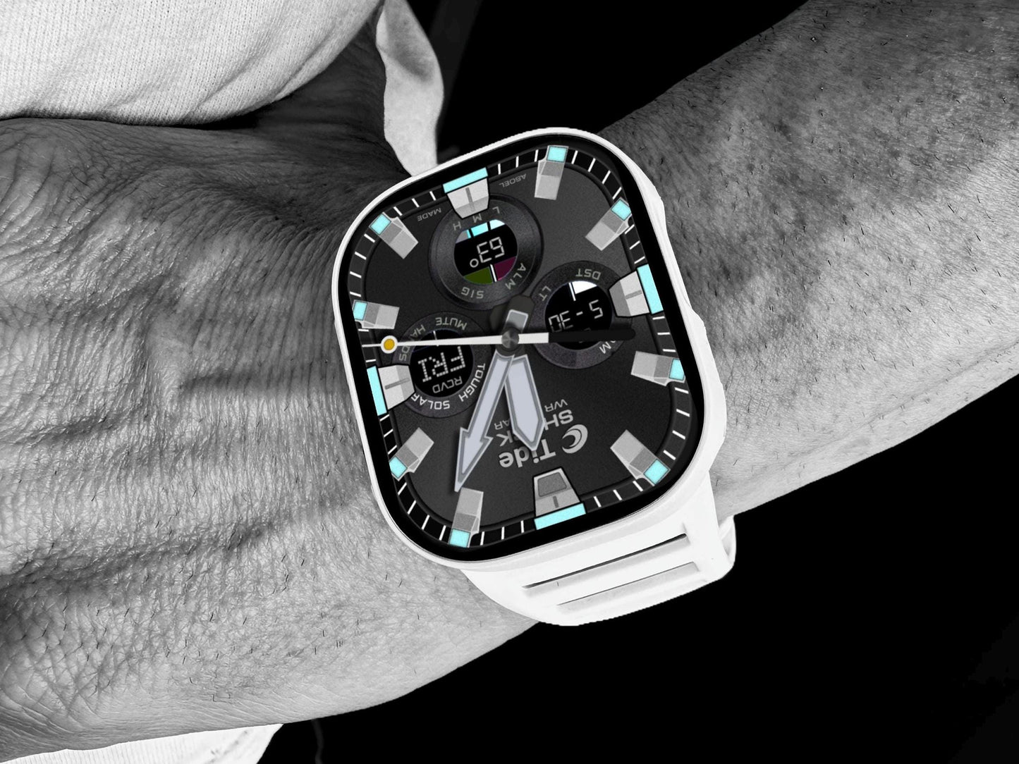 Clockology Apple Watch Faces: Tide Shock Diver Design