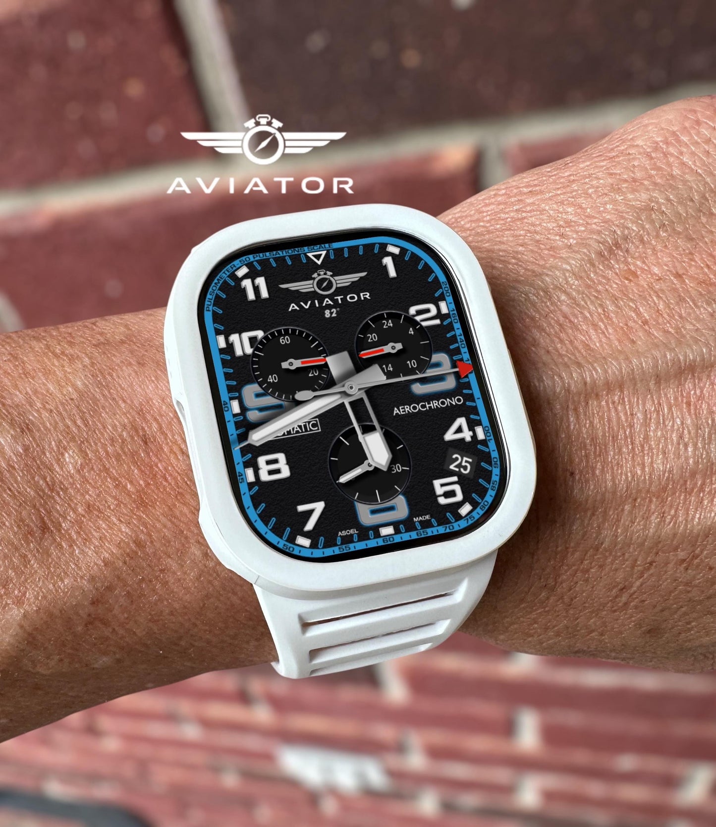 Aviator Aerochrono Pro Apple Watch Face - Clockology Design for Ultra & Series