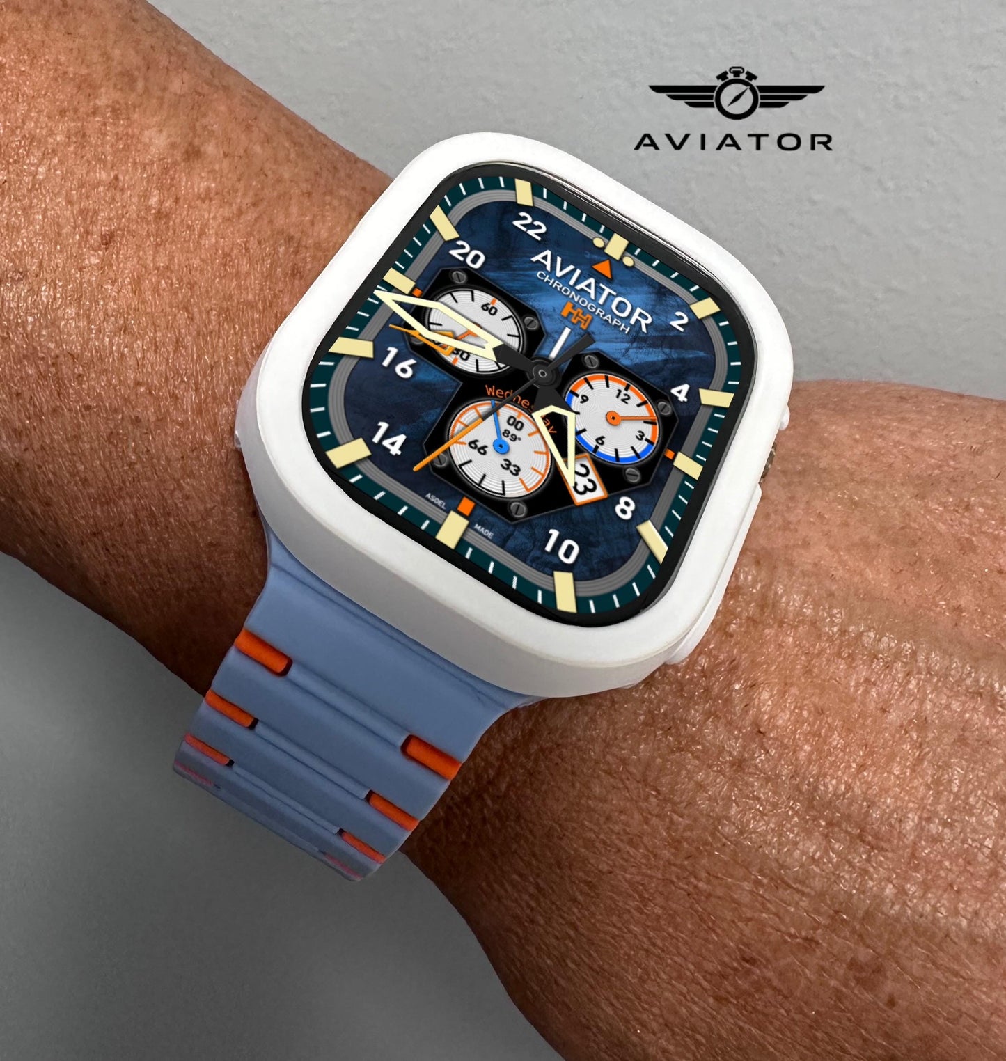 Aviator Chronograph Apple Watch Face, Fighter GMT (Clockology App)