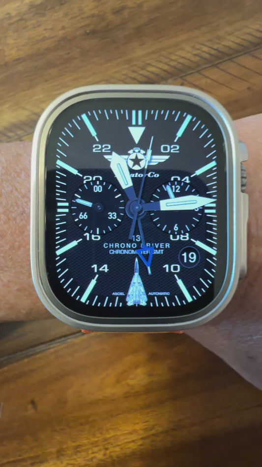 AviatorCo Chrono Driver Pro – Custom Apple Watch Face for Clockology tint-able markers